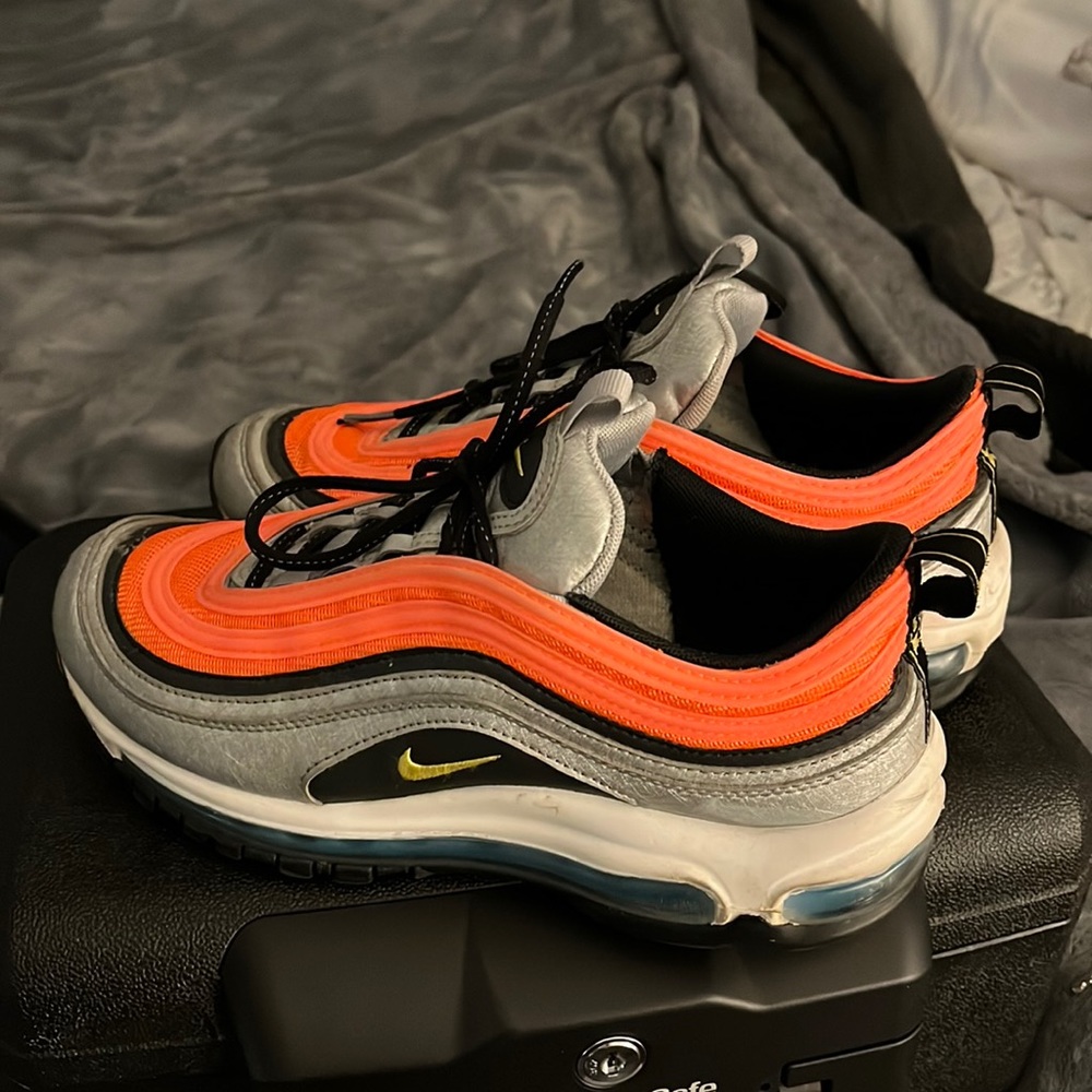 Nike Airmax 97 gently worn size 6.5 mens
